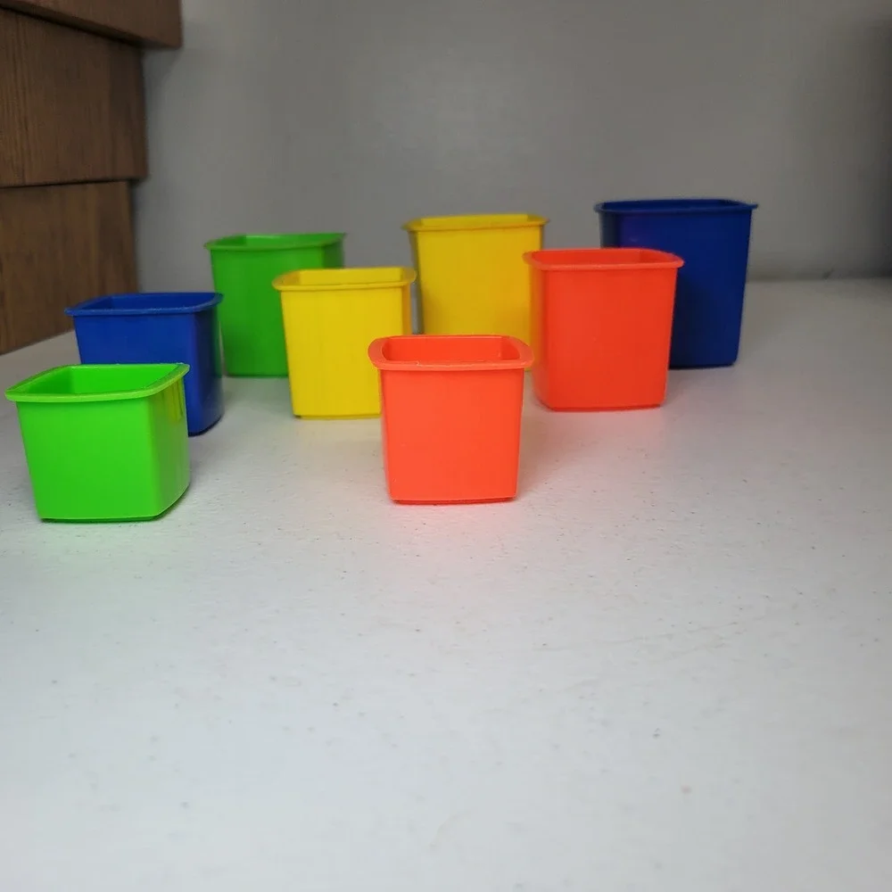 Vintage‎ Plastic Square Stacking Cups Nesting Toy Primary Colors 8 Piece Set